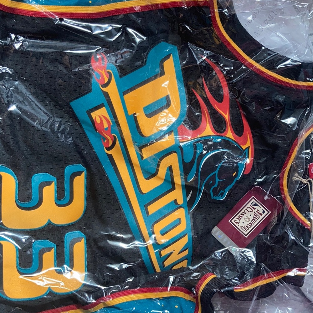 Pistons Vintage throwback jersey